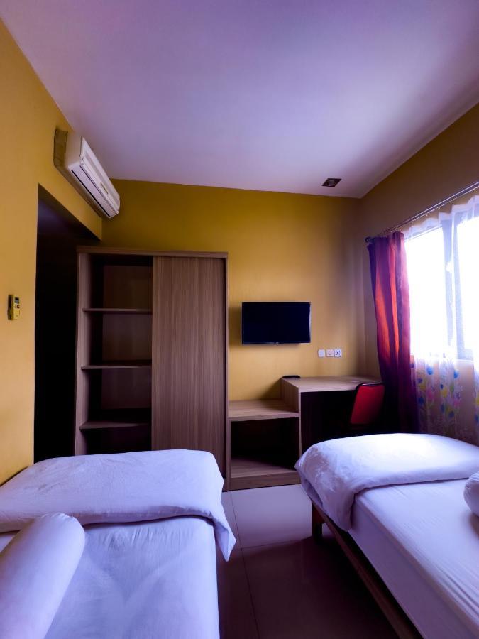 Mess Mt Haryono Motel Sampit Eksteriør bilde