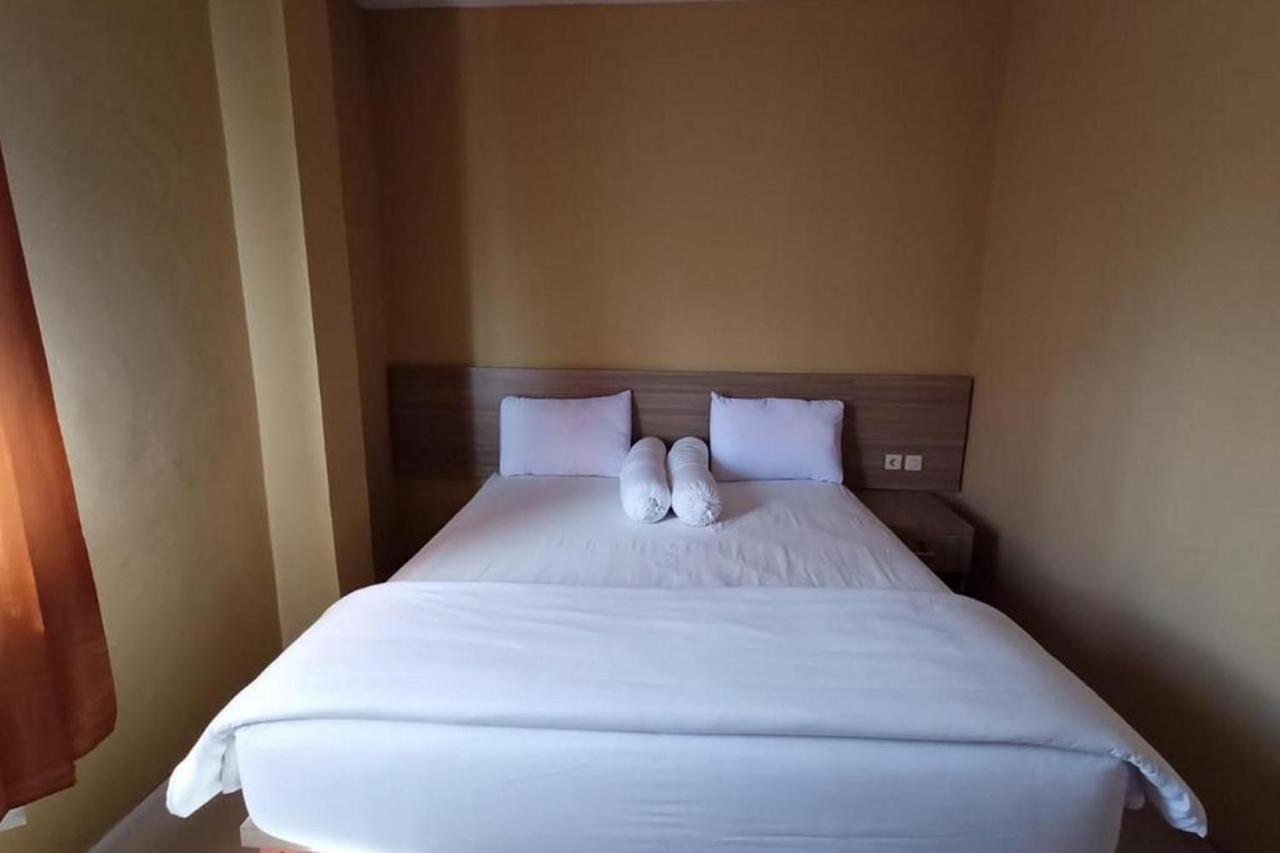 Mess Mt Haryono Motel Sampit Eksteriør bilde