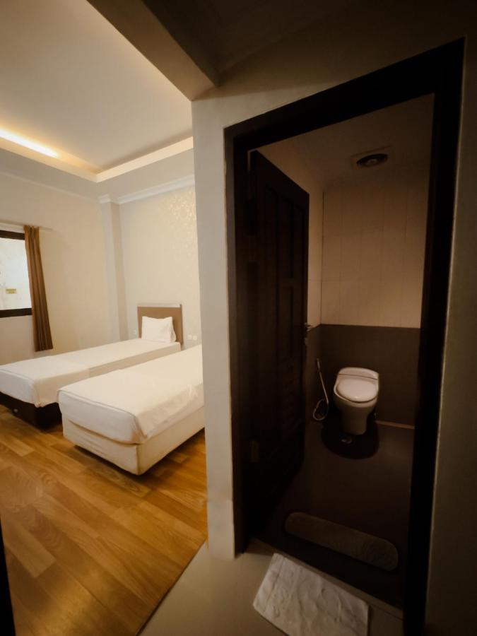 Mess Mt Haryono Motel Sampit Eksteriør bilde