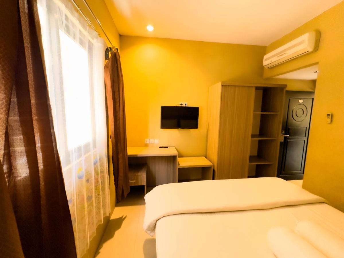 Mess Mt Haryono Motel Sampit Eksteriør bilde